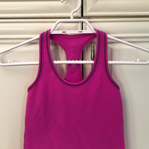 Ivivva by Lululemon reversible girl’s tank top - Picture 2 of 11